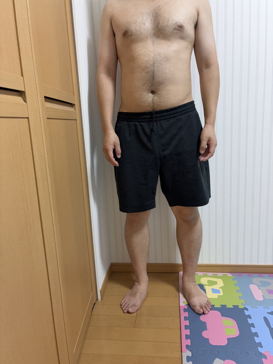 9/27時点の体型を撮影した写真(正面、首から下)