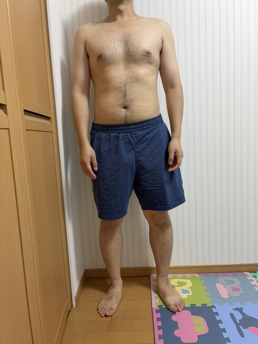 9/28時点の体型を撮影した写真(正面、首から下)