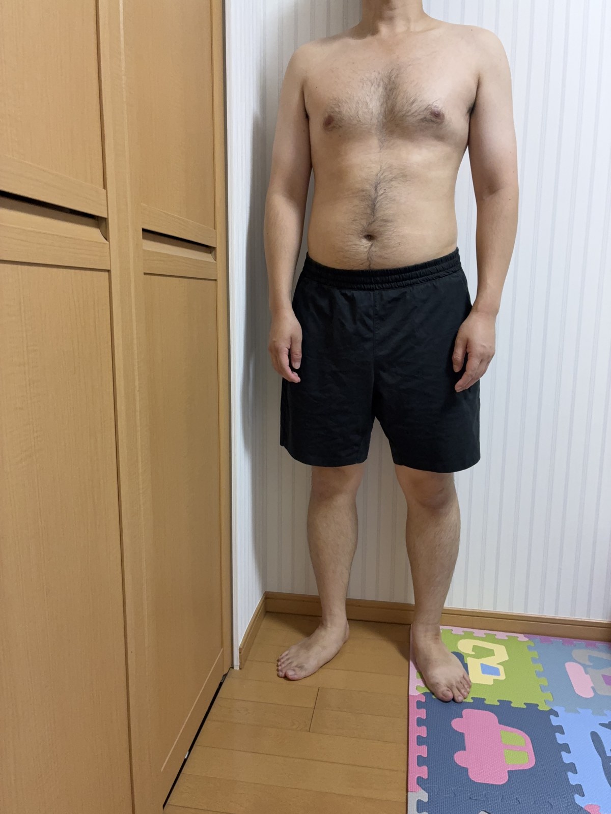 10/5時点の体型を撮影した写真(正面、首から下)