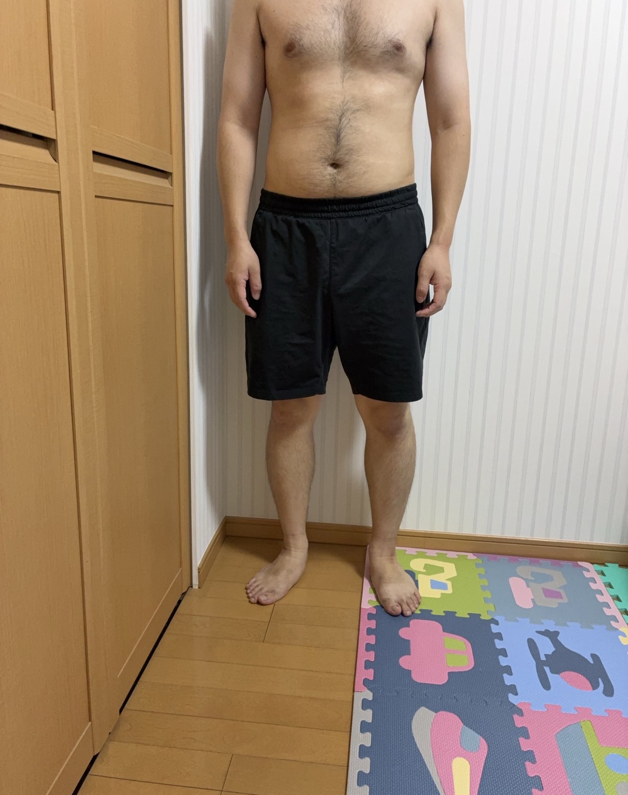 10/16時点の体型を撮影した写真(正面、首から下)