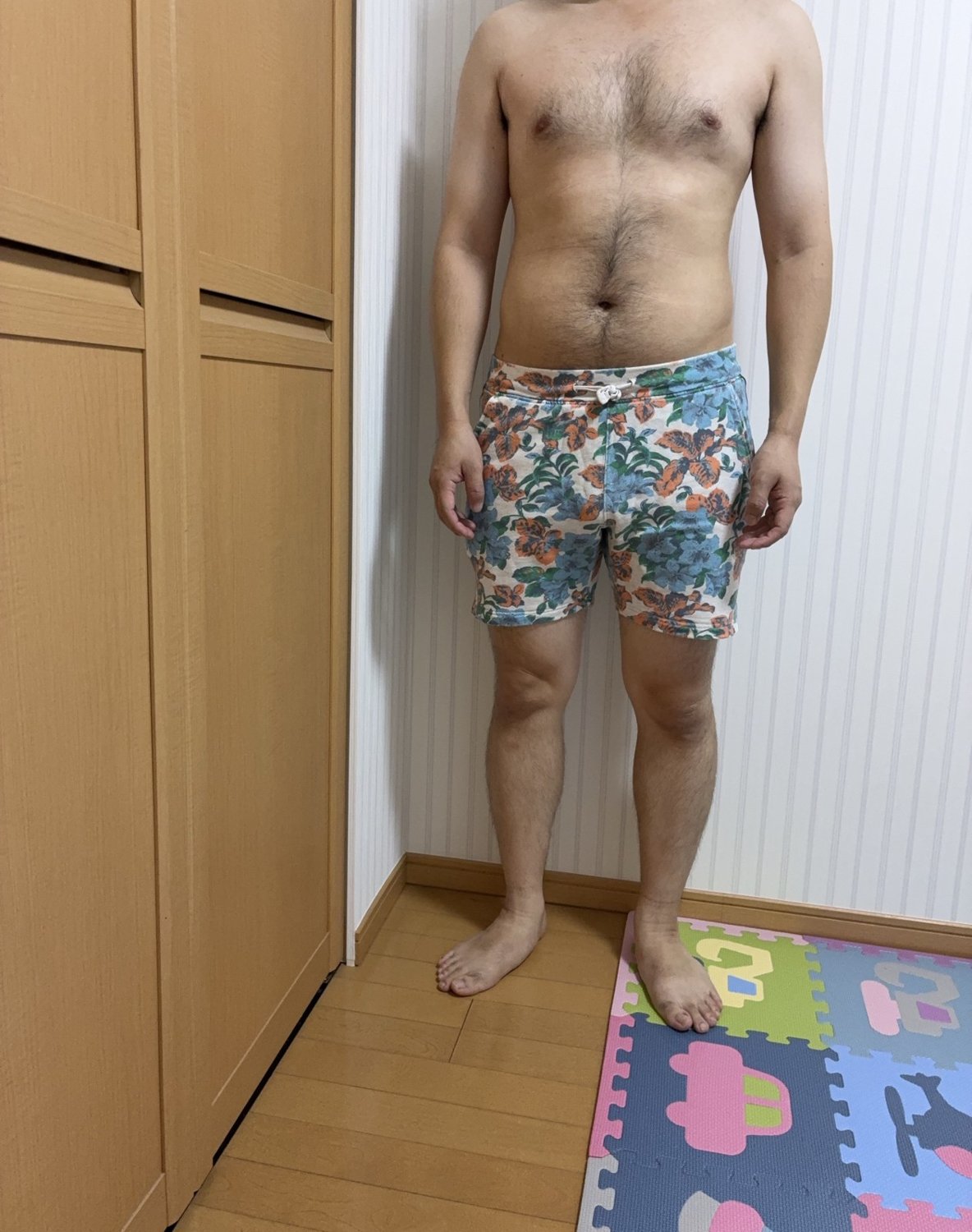 10/18時点の体型を撮影した写真(正面、首から下)